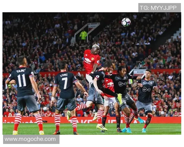 伯恩利对曼联希顿门将神奇扑救瞬间回顾与精彩分析