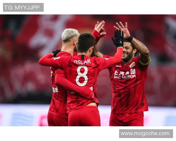 中超联赛第24轮精彩对决上海上港迎战强敌全力争胜 中超联赛第24轮精彩对决上海上港迎战强敌全力争胜